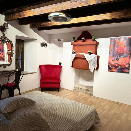 Emmanouil Pappas Traditional Villa *