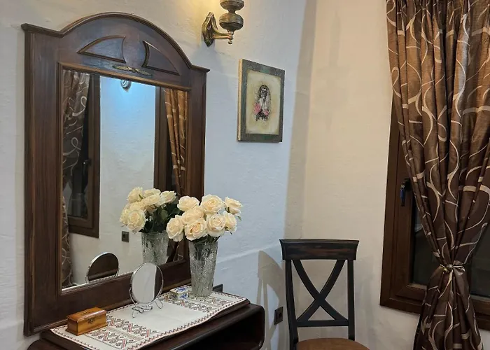 Emmanouil Pappas Traditional Villa * Emmanouil Pappas